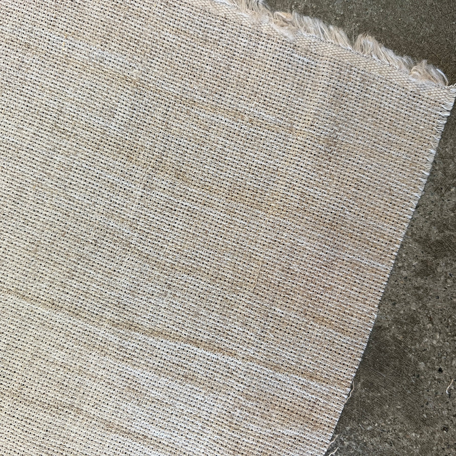 Barrow Loom Straight   $32 per metre