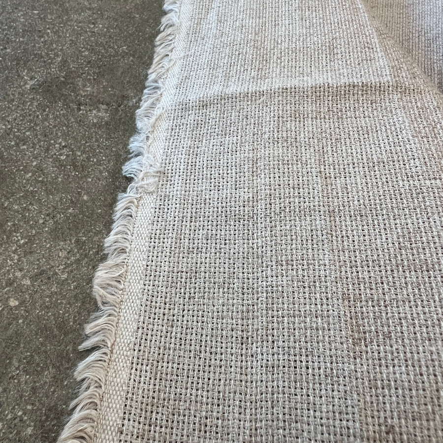 Barrow Loom Straight   $32 per metre