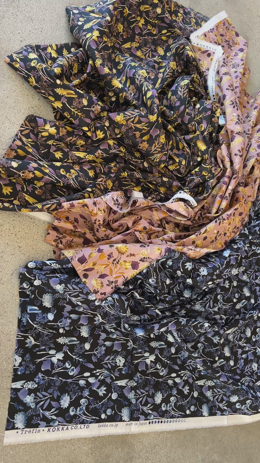Ditsy Days Indigo $16.50 per metre
